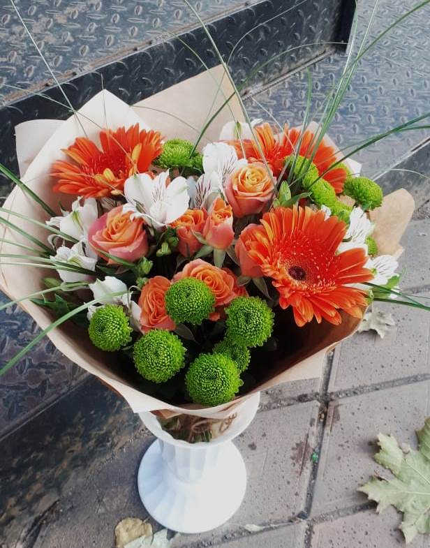Букет цветов из: Герберы, Хризантемы, Альстромерии и Розы в Мамедкалу