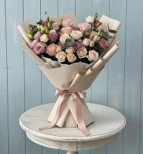 Букет цветов из:  Розы и Лизиантусы в Мамедкалу