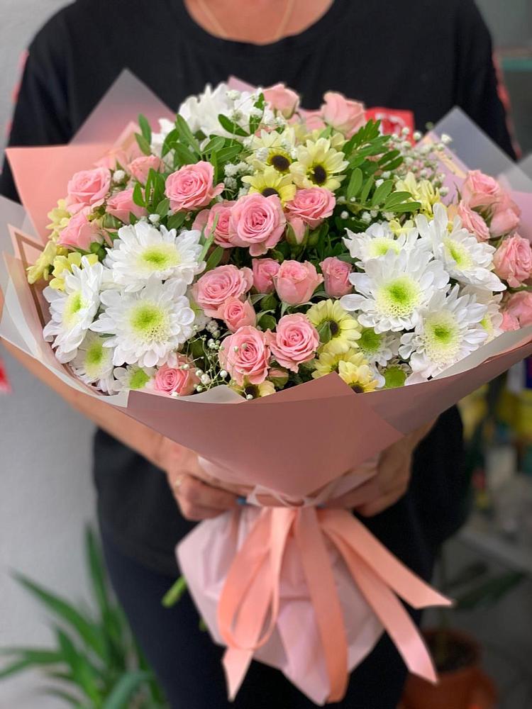 Букет цветов из: Розы и Хризантемы в Мамедкалу