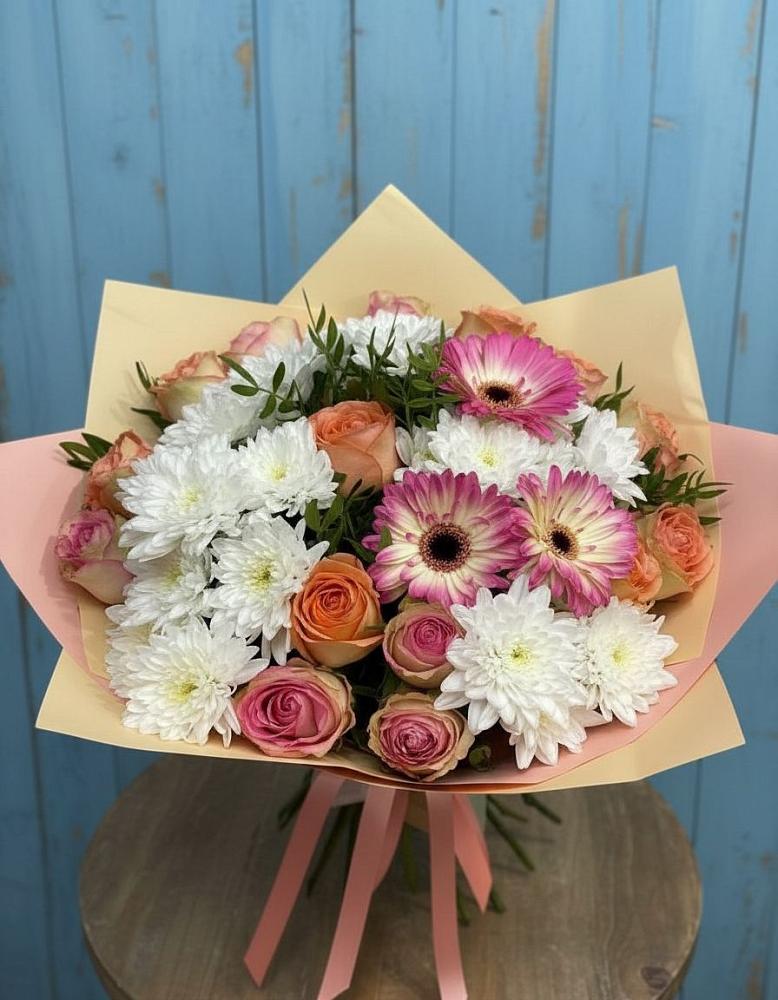 Букет цветов из: Розы, Герберы и Хризантемы в Мамедкалу
