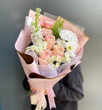 Букет цветов из:  Хризантемы и Розы в Мамедкалу