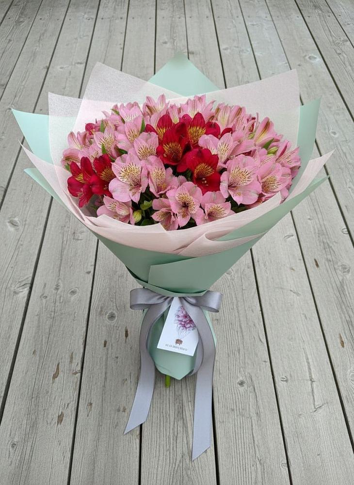 Букет цветов из: Альстромерии в Мамедкалу