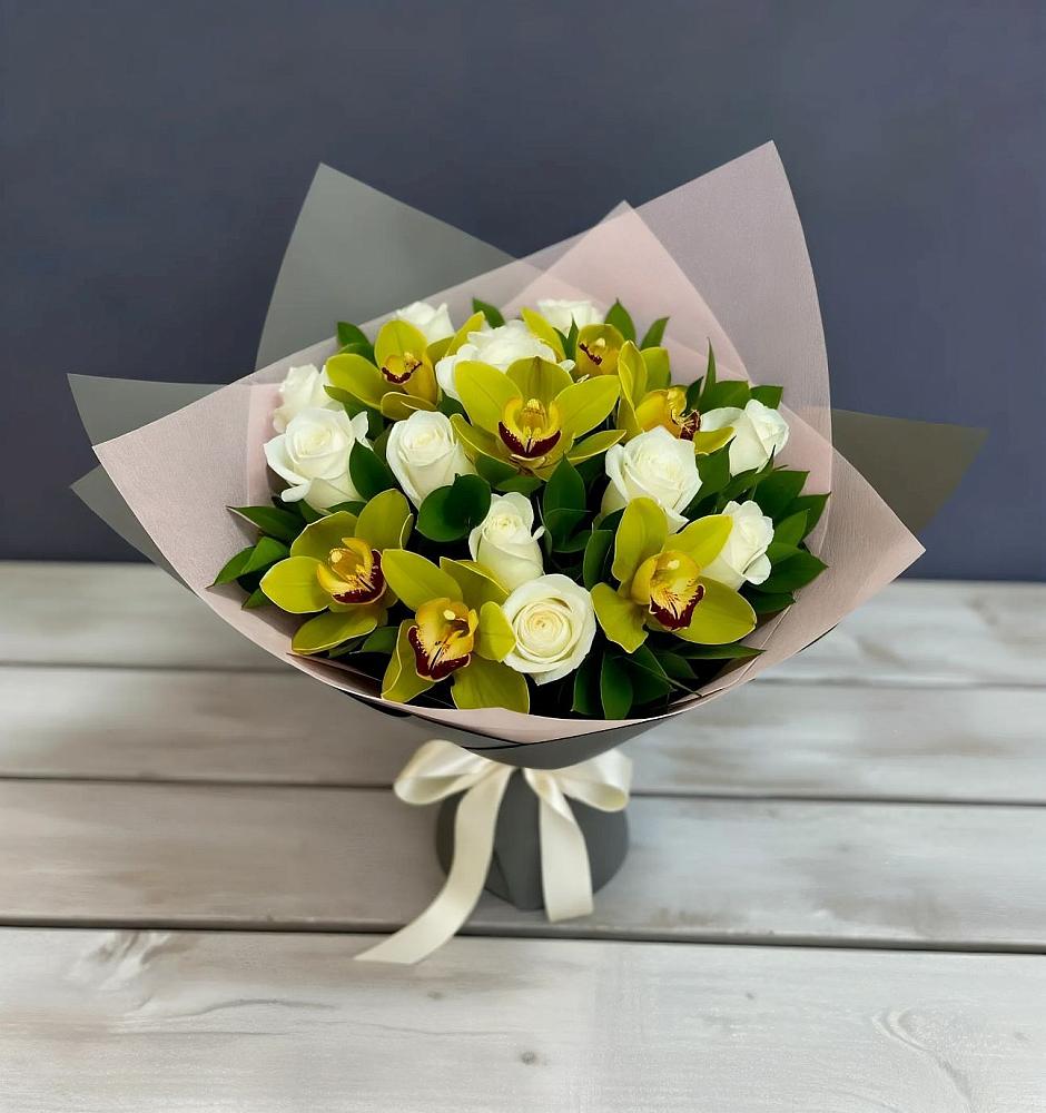 Букет цветов из: Орхидеи и Розы в Мамедкалу