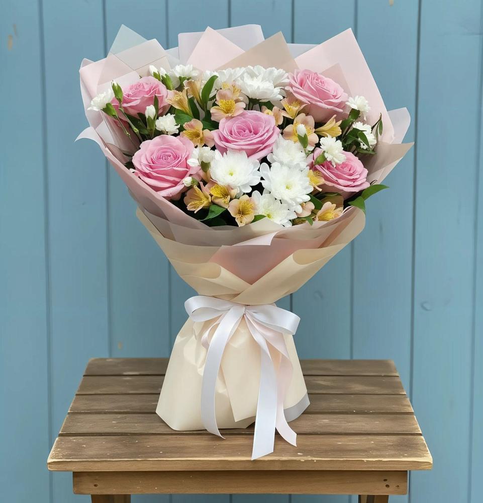 Букет цветов из: Гвоздики, Орхидеи и Розы в Мамедкалу