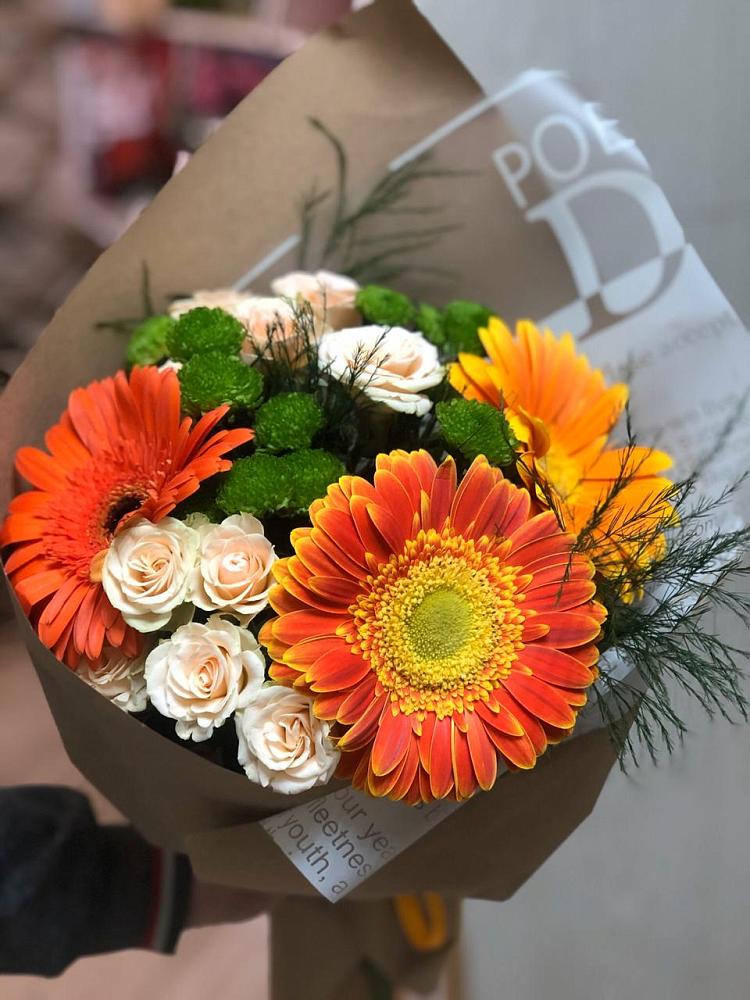 Букет цветов из: Герберы, Хризантемы и Розы в Мамедкалу