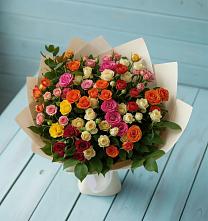 Букет Микс из разноцветных кустовых роз в Мамедкалу