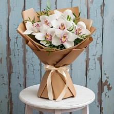 Букет цветов из:  Орхидеи и Розы в Мамедкалу