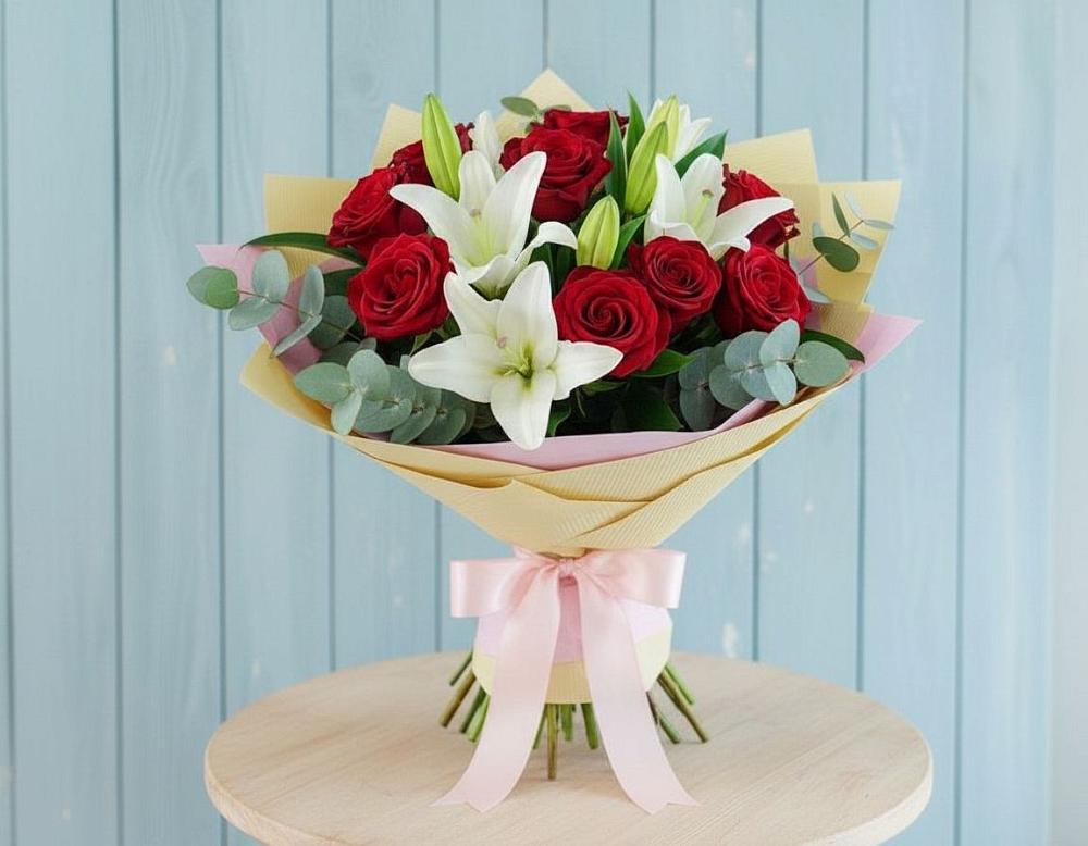 Букет цветов из: Лилии и Розы в Мамедкалу